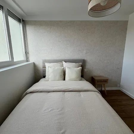 Bright With Panoramic Views Appartement Dijon