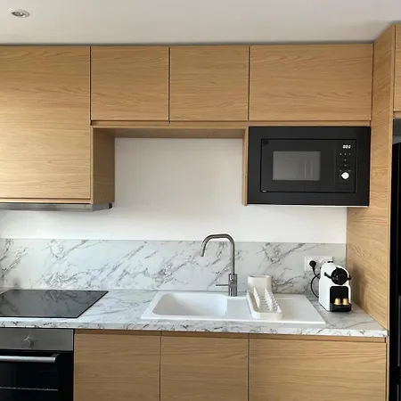 Bright With Panoramic Views *